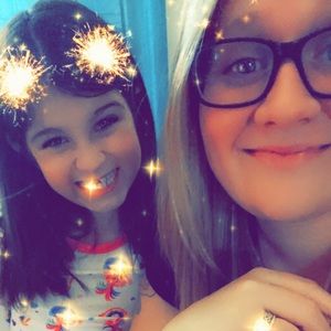 Meet your Posher, Kasie